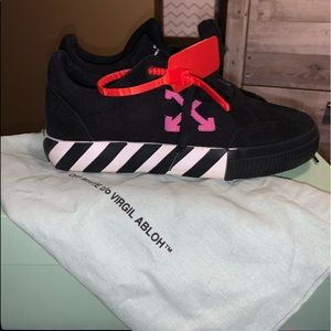 Authentic Off-White sneakers. Size 38